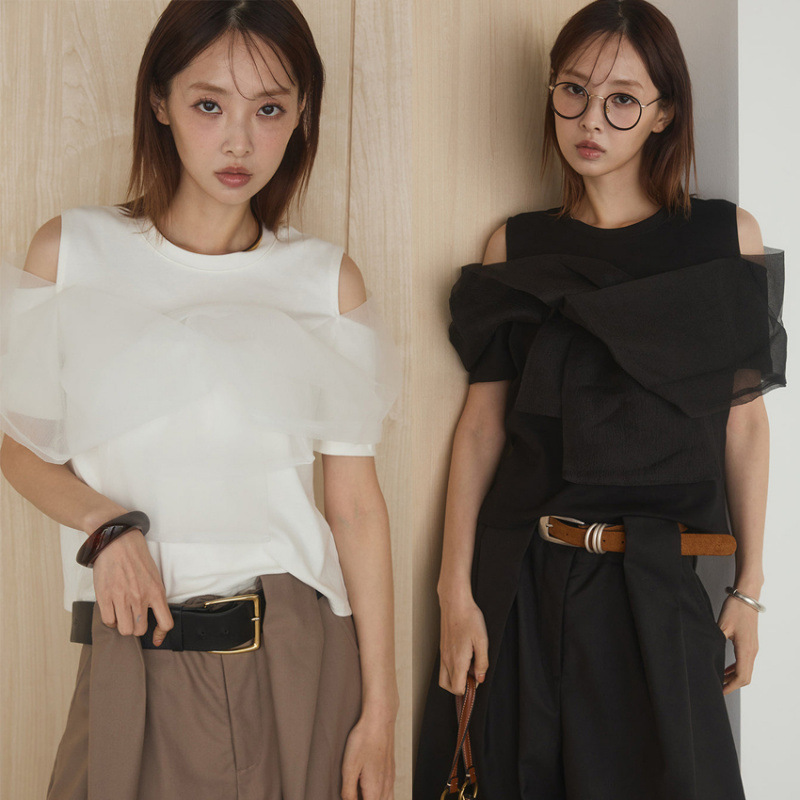 Womens Loose-fitting Figure-flattering Off-shoulder Straight-cut Top