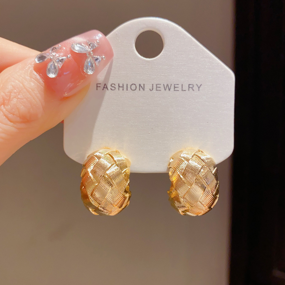 Metal Woven C-Shaped Earrings