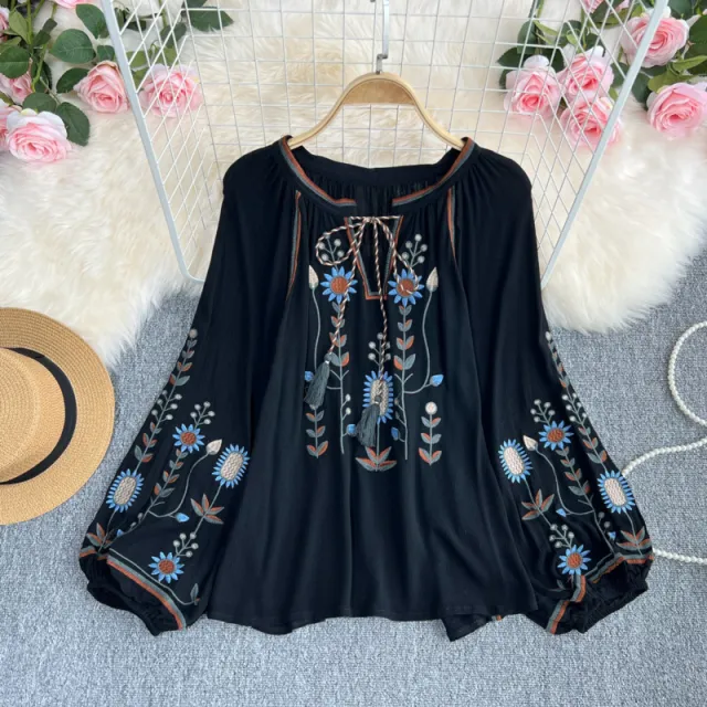 Embroidery Slimming Doll Top Female Round Neck Pullover Shirt Black - Shop at LoveMi