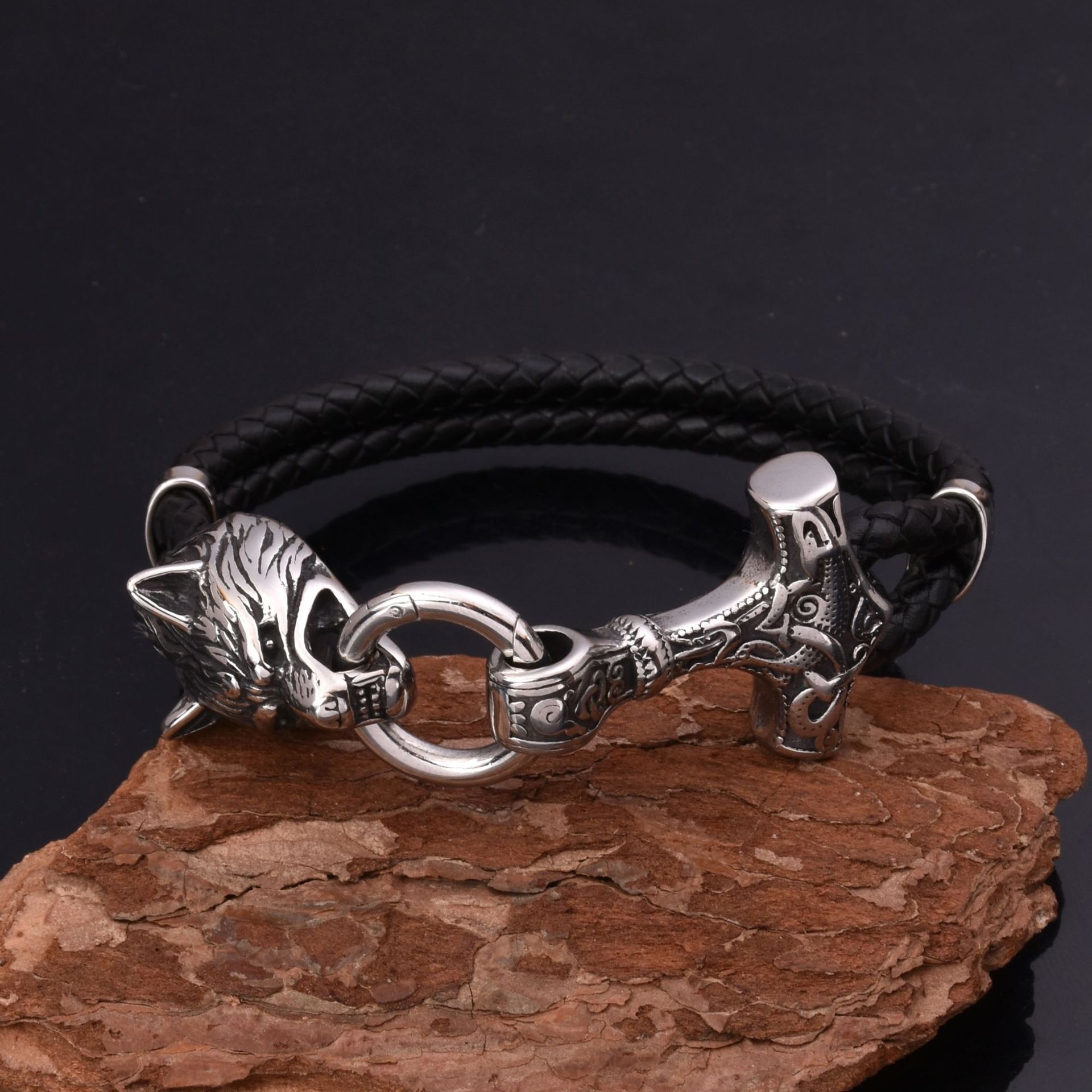 Stainless Steel Wolf Head Bracelet, picture 2 of 4