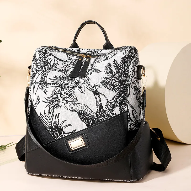 Niche Design Trendy Women's Printed Travel Backpack - Black