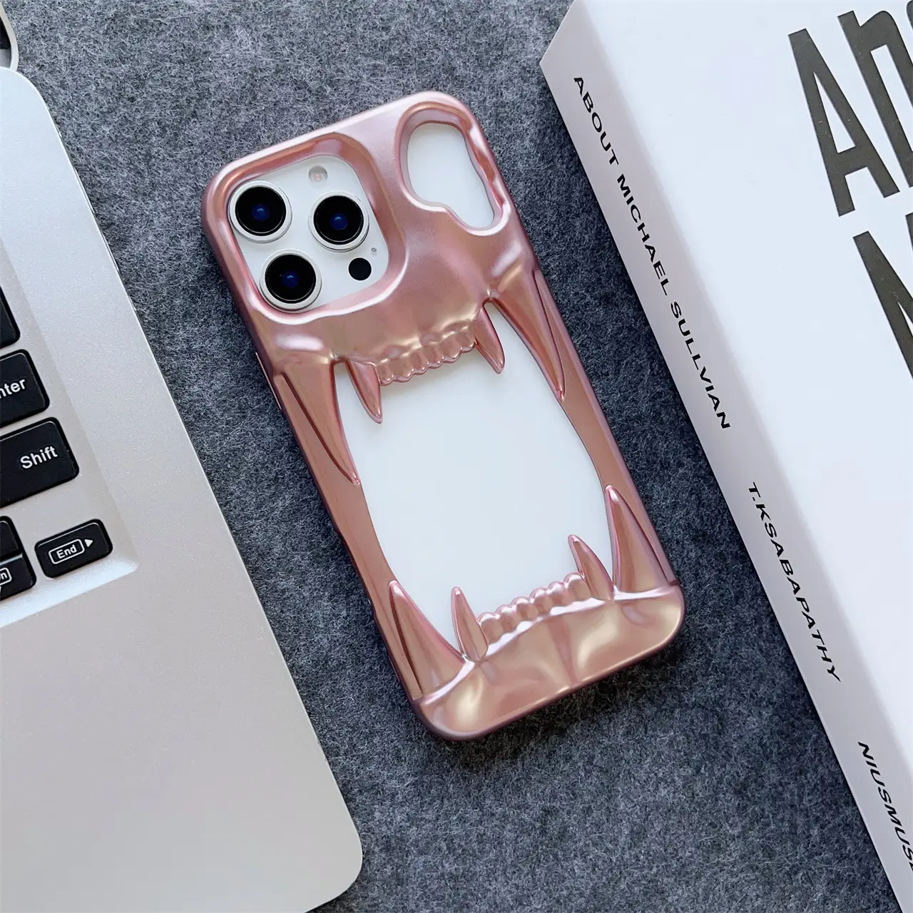 Electroplated Tiger-tooth Skull Phone Case With 15 Cutouts