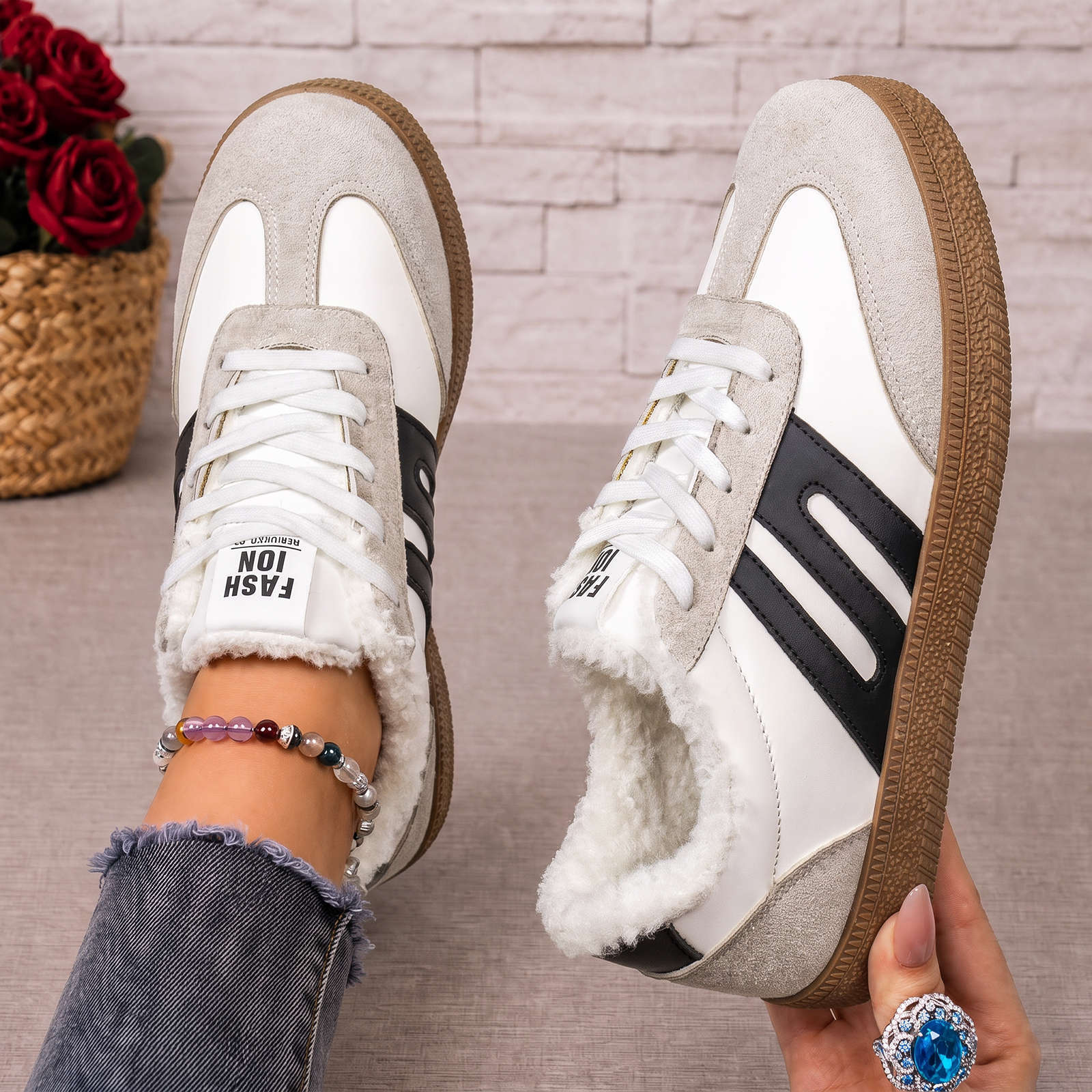 https://cf.cjdropshipping.com/quick/product/a8b0eae5-3c1f-4b73-af4f-901a094d8099.jpg