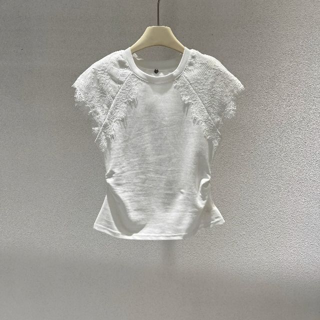 Simple Lace-spliced Round-neck Short Sleeves Simple Lace-spliced Round-neck Short Sleeves