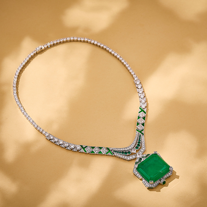 Heavy Textured Gold-Plated Square Sugar Pendant Necklace With Emerald For Women