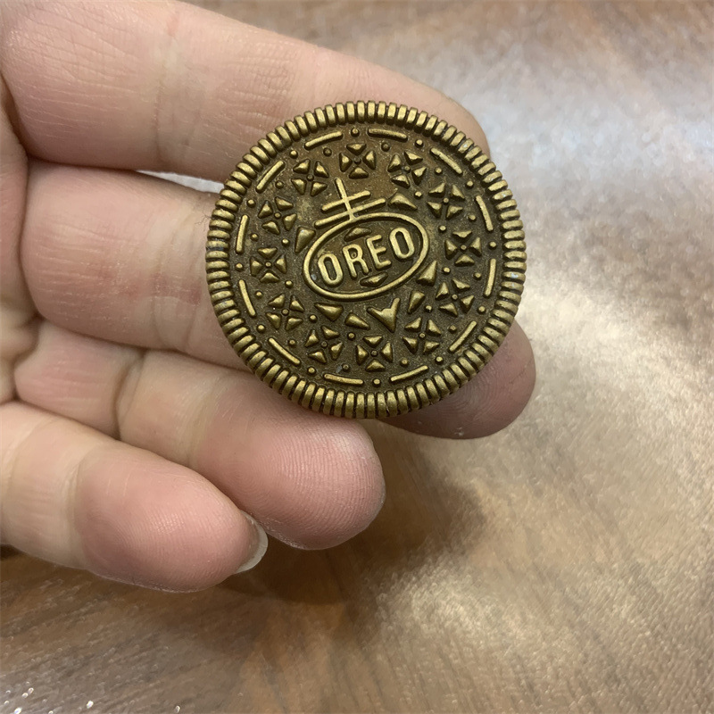 Metal Clacking Coin Stress Relief Toy EDC Fidget Popper For Anxiety Relief - Blind Box Gift For Teens And Adults Satisfying Click Sound Sensory Tool