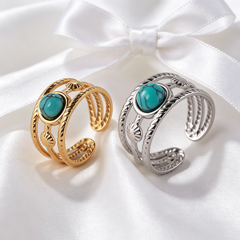 Wide-band Imperial-style Vintage Ring Openwork