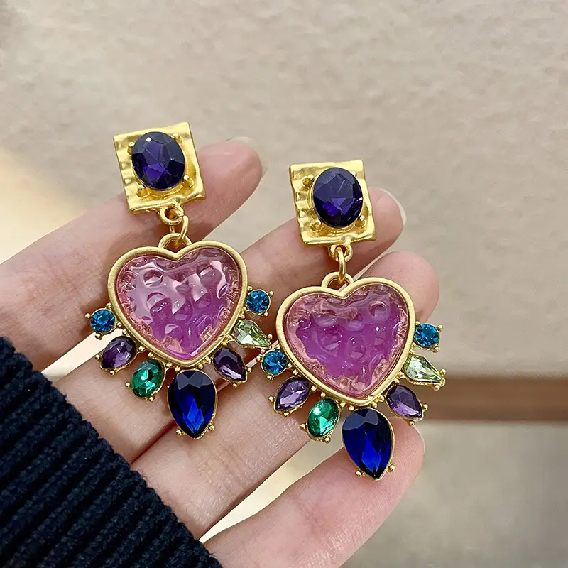 Vintage Heart-shaped Glass Stud Earrings Mixed Color