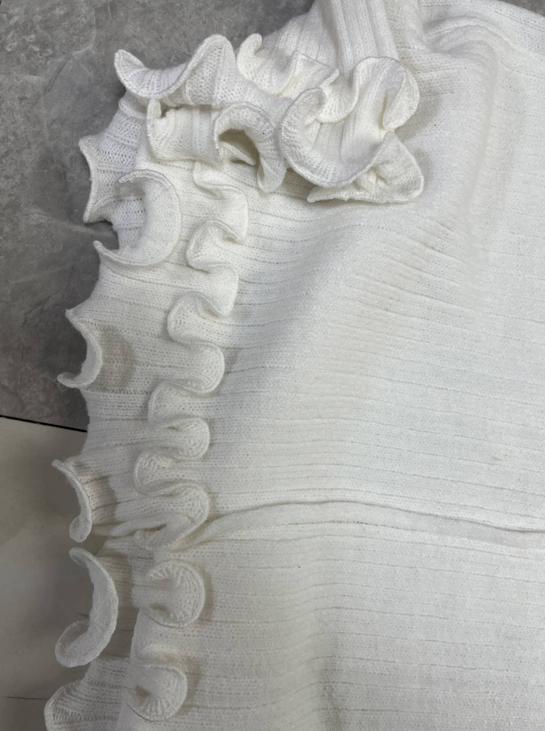 Women's Pleated Wavy Backless Lace-up Long Sleeve Dress