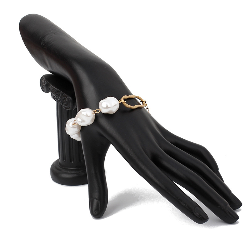 Fashion Creative Irregular Pearl Simplicity Personality Metal Bracelet