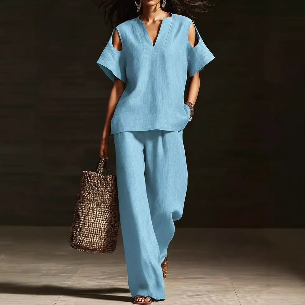 Womens Solid-Colored V-Neck Straight-Leg Pants Short-Sleeve Set With Ripped Details