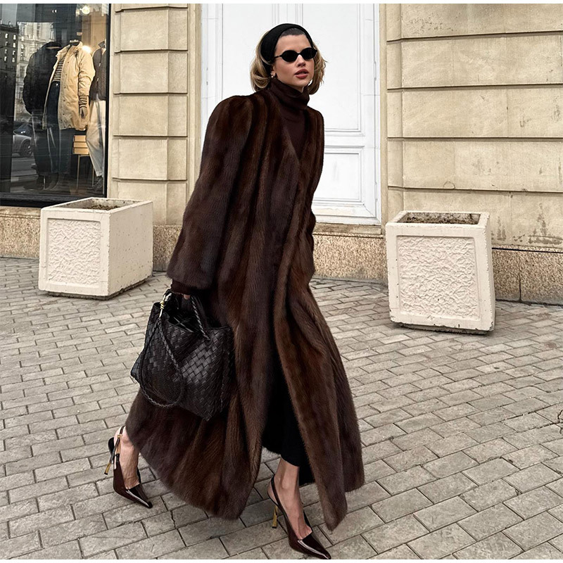 Buy Women's Clothing Online | Buy Trending Dresses for Women