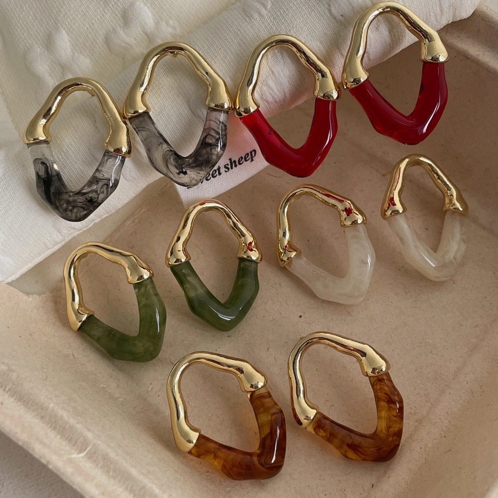 Resin Metal Splicing Amber French Earrings