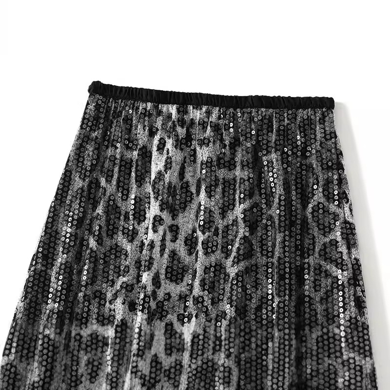 Women's Fashionable Sequins Leopard Print Skirt