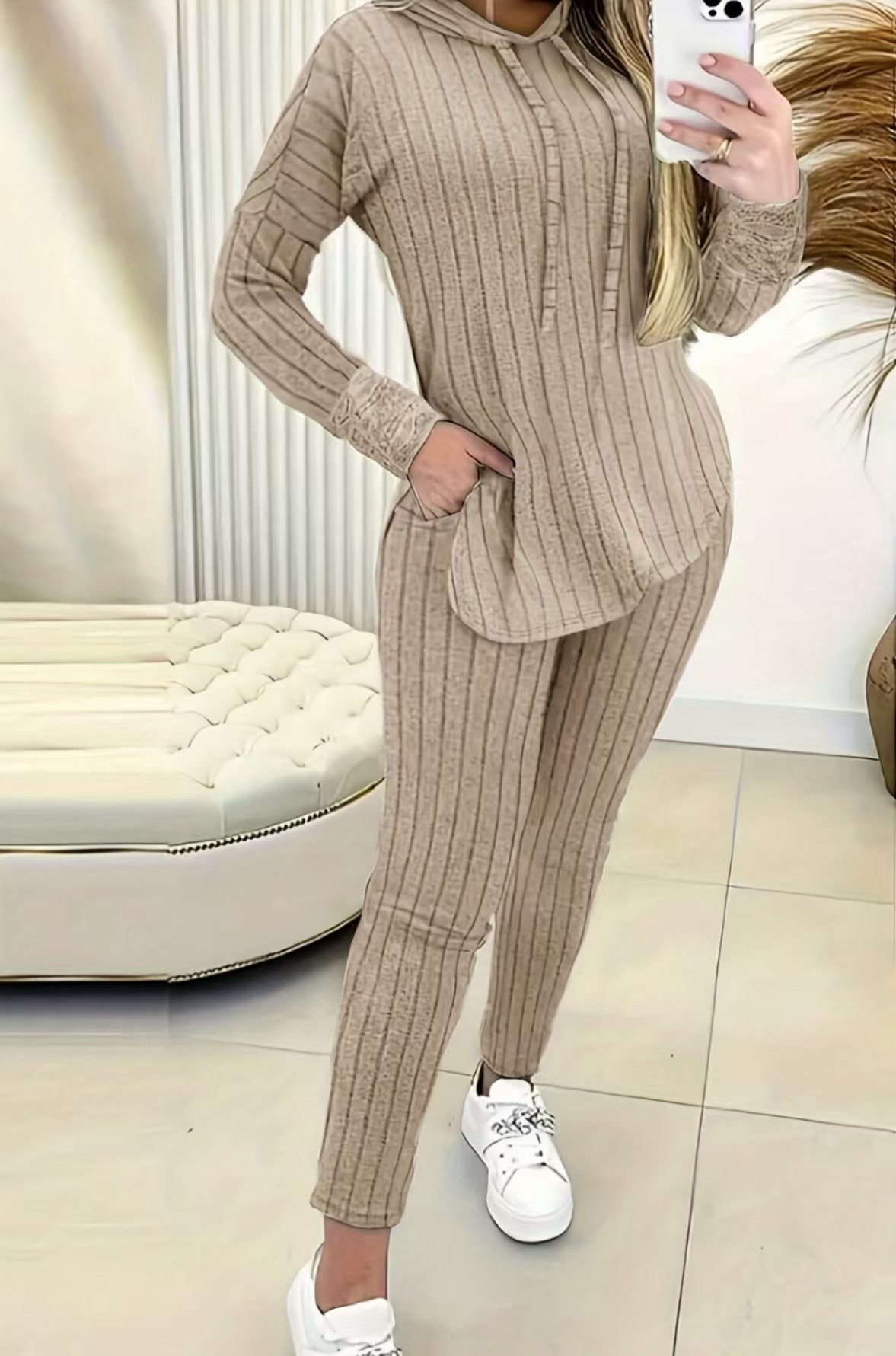 https://cf.cjdropshipping.com/quick/product/a9d4235e-3caf-44f0-a059-436ad778929a.jpg