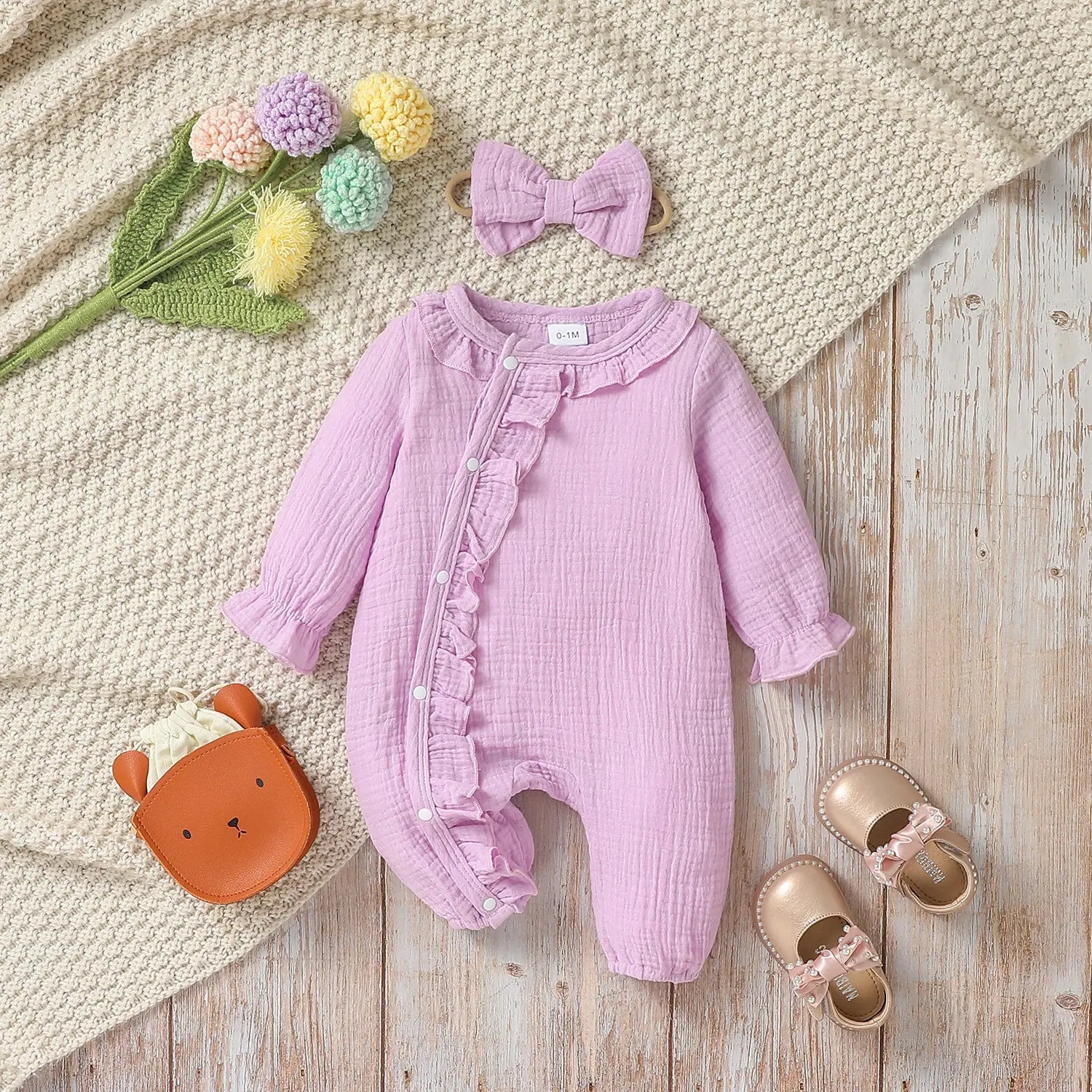 Baby One Month Old Baby Solid Color Stringy Selvedge One-piece Romper