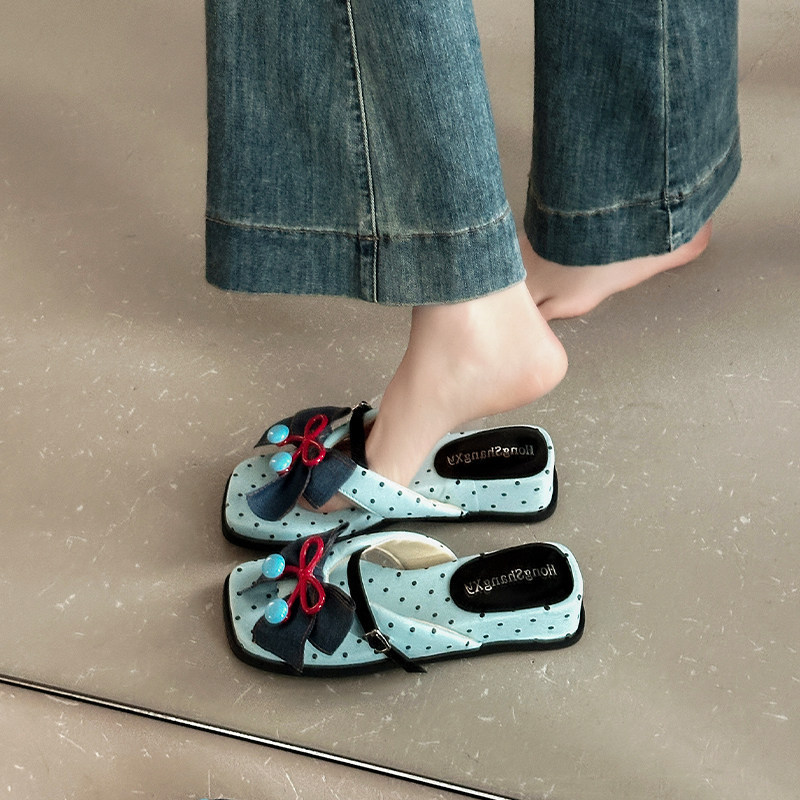 https://cf.cjdropshipping.com/quick/product/aa060cac-f4a9-4ca7-acf1-579e25af1777.jpg