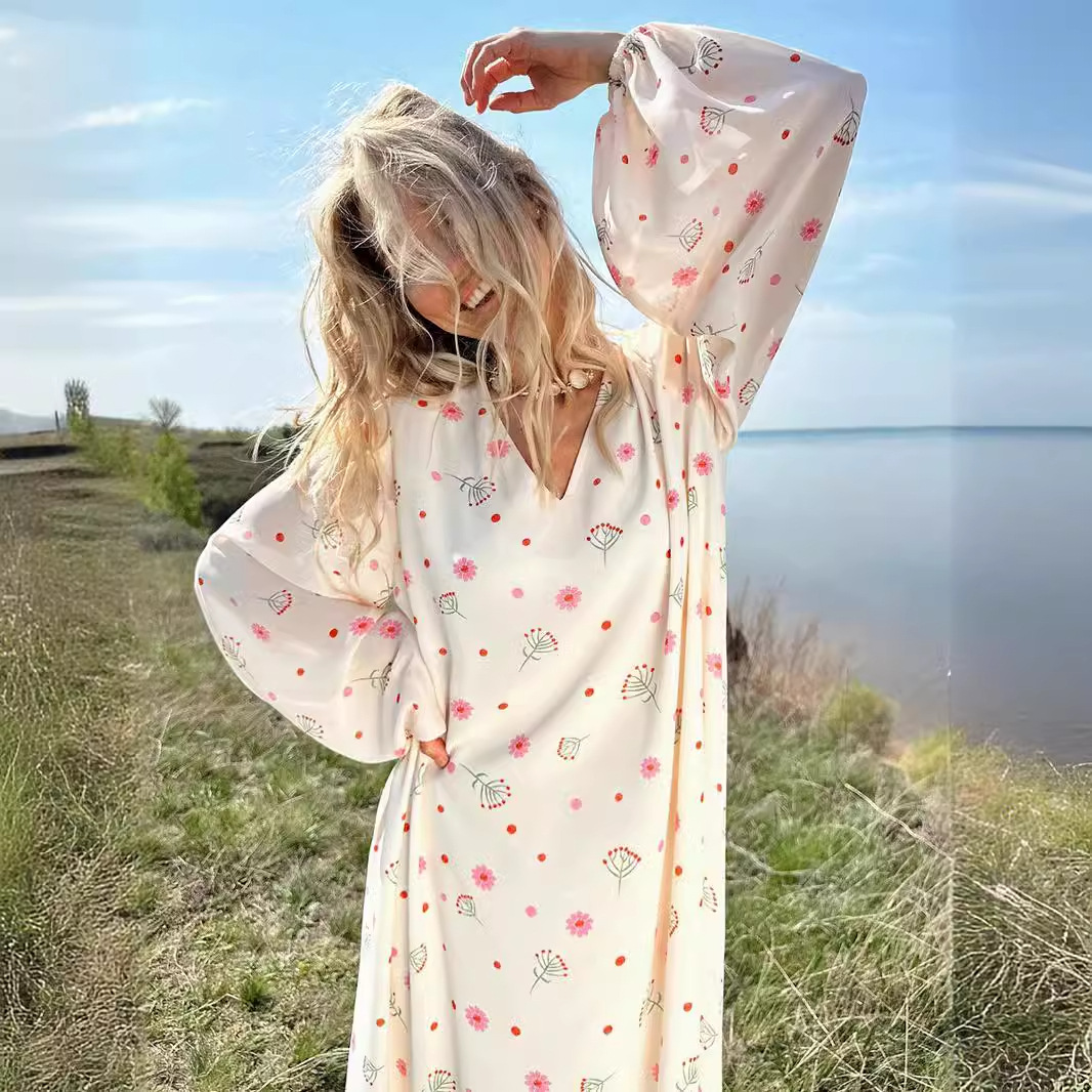 Chiffon Printed V-Neck Long Dress, picture 4 of 8