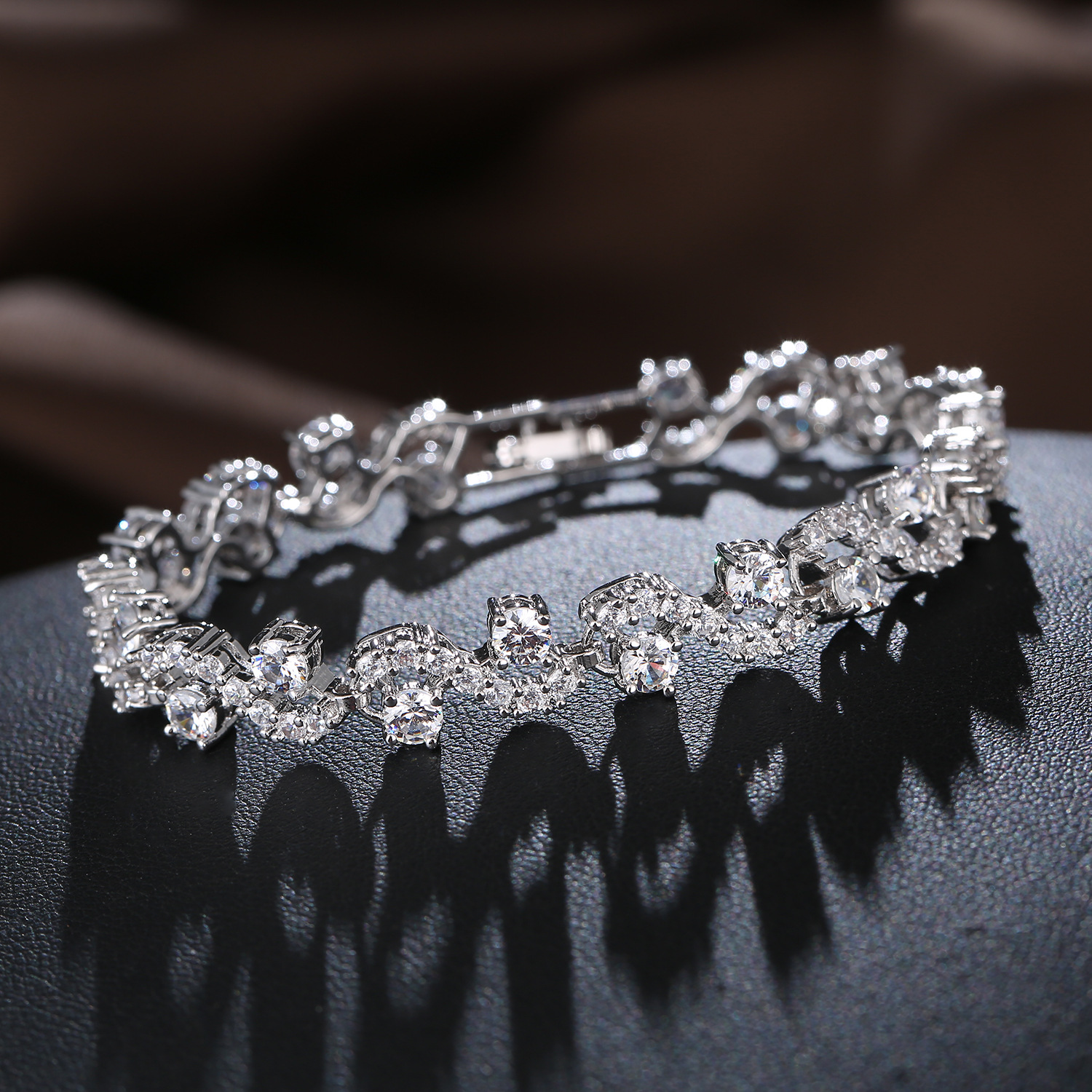 Creative White Gold Color Bracelet With Diamond