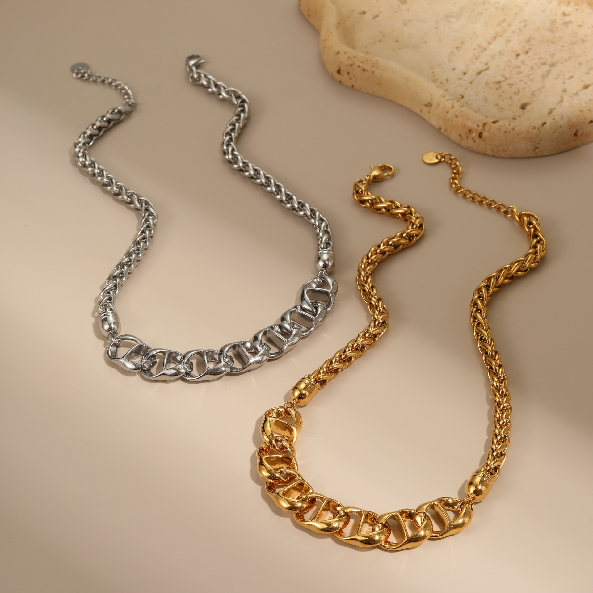 Collier en acier inoxydable, plaqué or, ne se décolore pas, assorti à tout