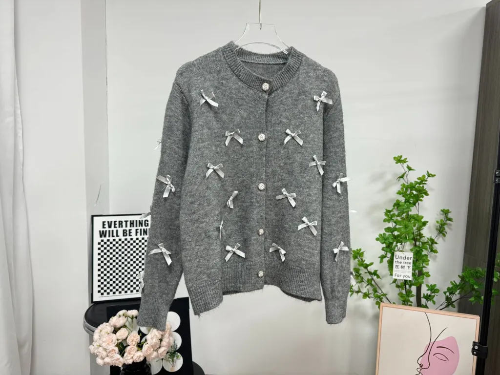 Gentle Chic Three-dimensional Bow Knitted Round Neck Cardigan Sweater - Gray