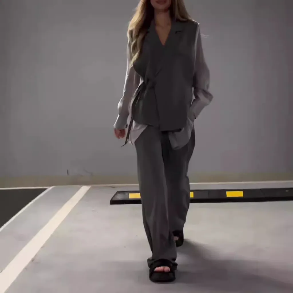 Women's Chiffon Patchwork Top Straight-leg Pants Suit - Gray