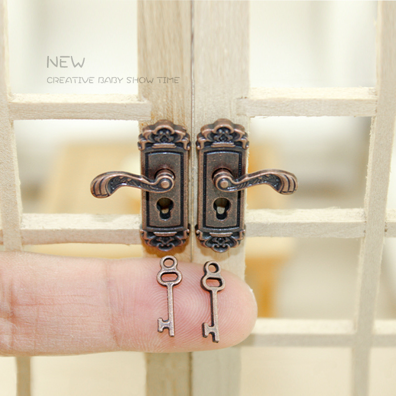 Toy Model Scene Mini Pattern Door Lock