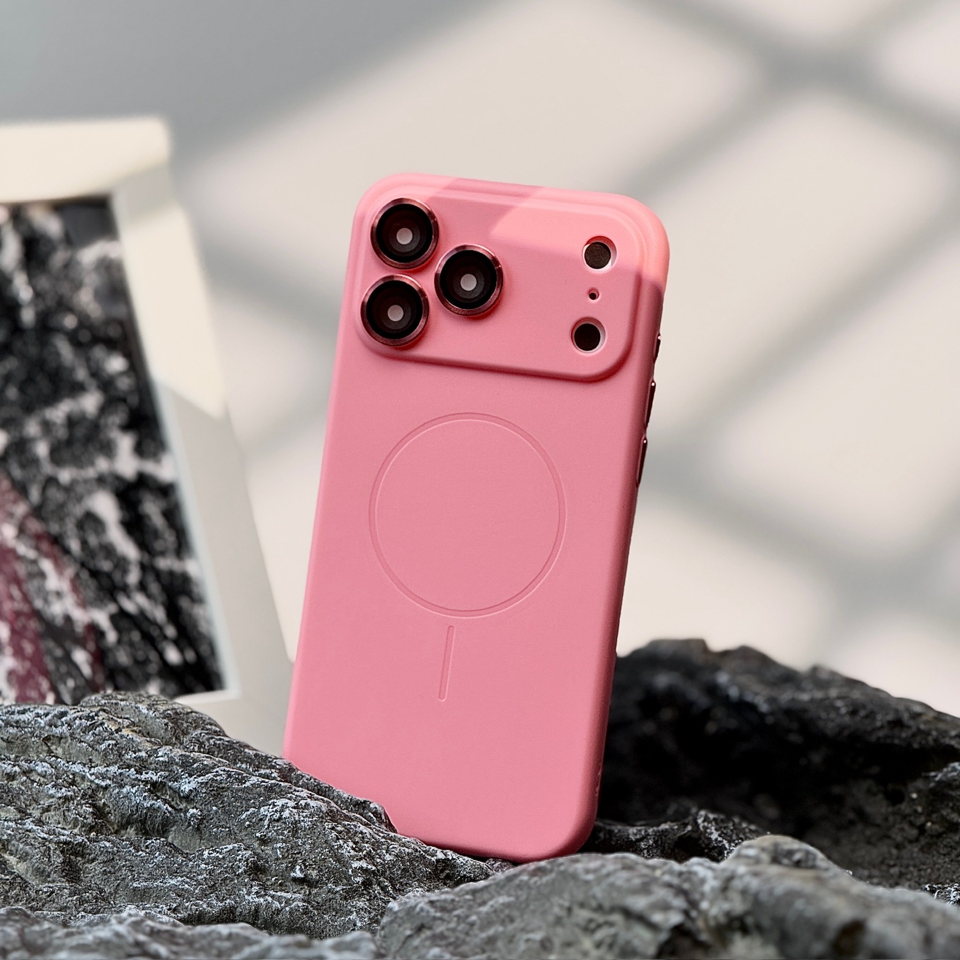 Frosted Skin Feeling Magnetic Suction Phone Case Lens Protector All-inclusive Drop-resistant - Image 10