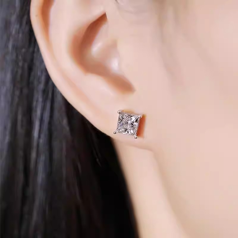 Minimalist And Elegant Princess-cut Square Stud Earrings