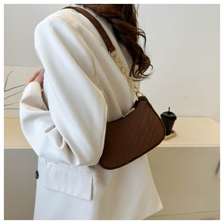 https://cf.cjdropshipping.com/quick/product/aaafddc4-217a-42e6-aada-d16979c8c301.jpg