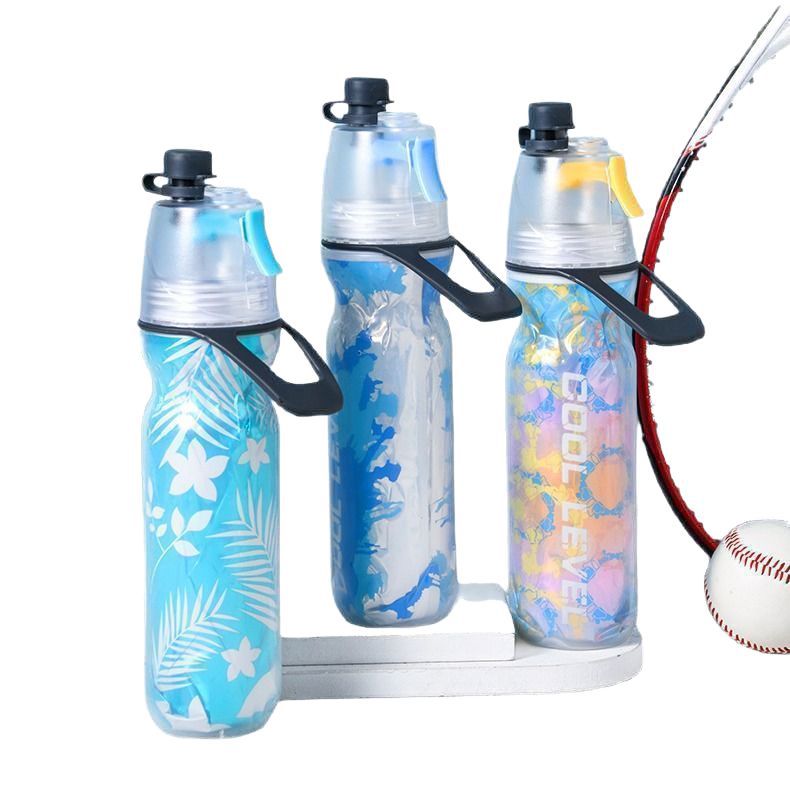 Outdoor Sports Water Bottle With Double-Walled Insulation For Cold Drinks And Spraying