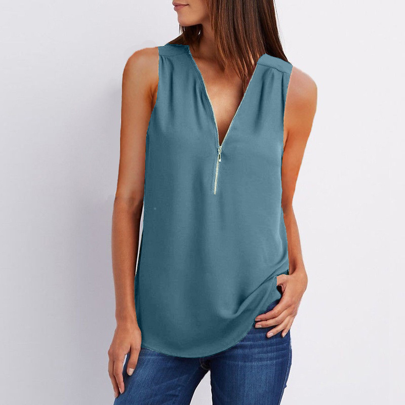 Title 11, Doutzen Blusa in chiffon senza maniche con scol...