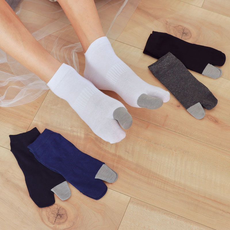 Mens Two-toe Socks Combed Cotton Thin Style