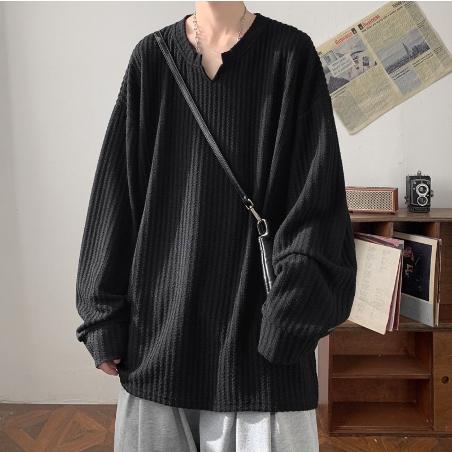Mens Loose-fitting Long-sleeve Bottoming Shirt Top