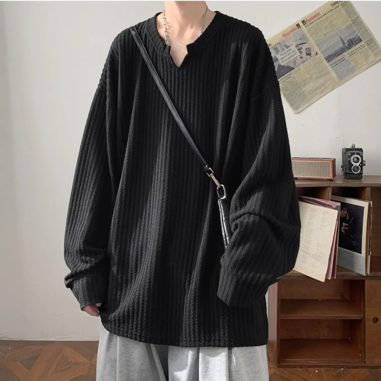Mens Loose-fitting Long-sleeve Bottoming Shirt Top