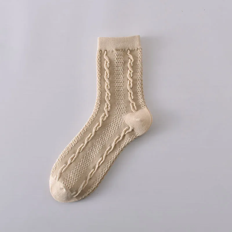 Women's Fashionable All-match Retro Embossed Socks - No 7