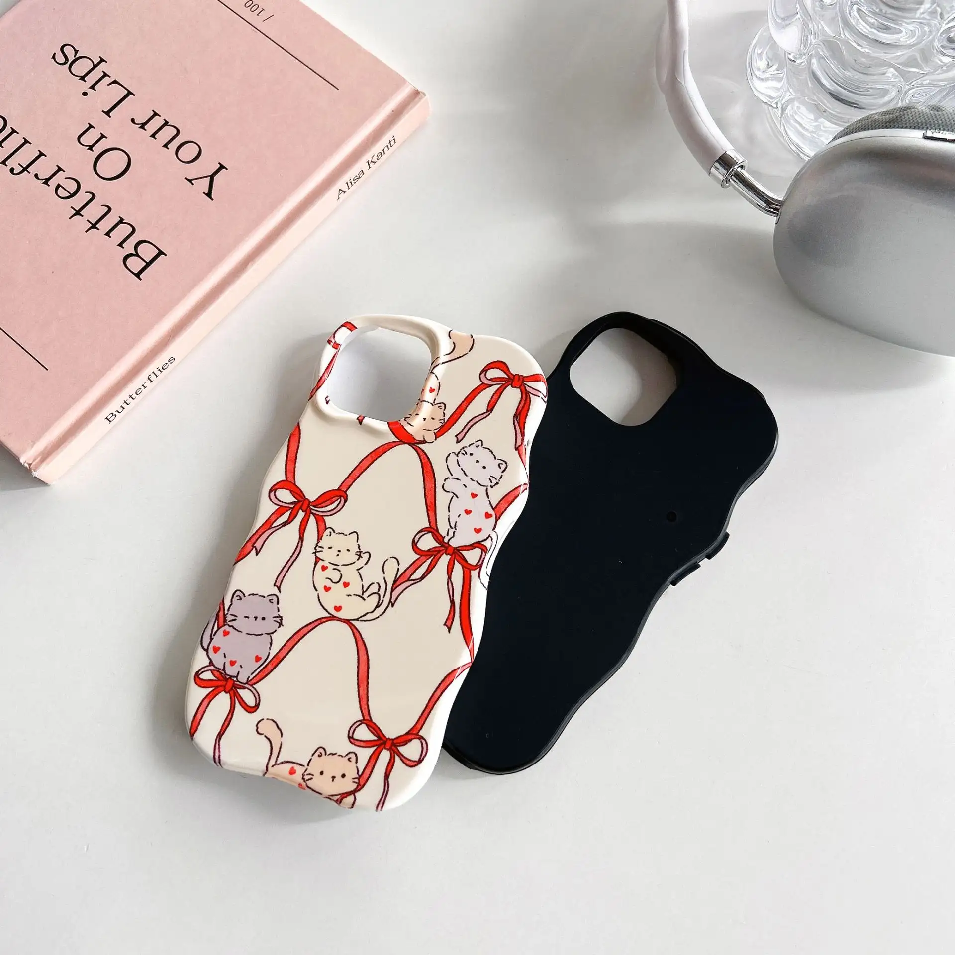 Two-in-one Ribbon Heart Cat Phone Case