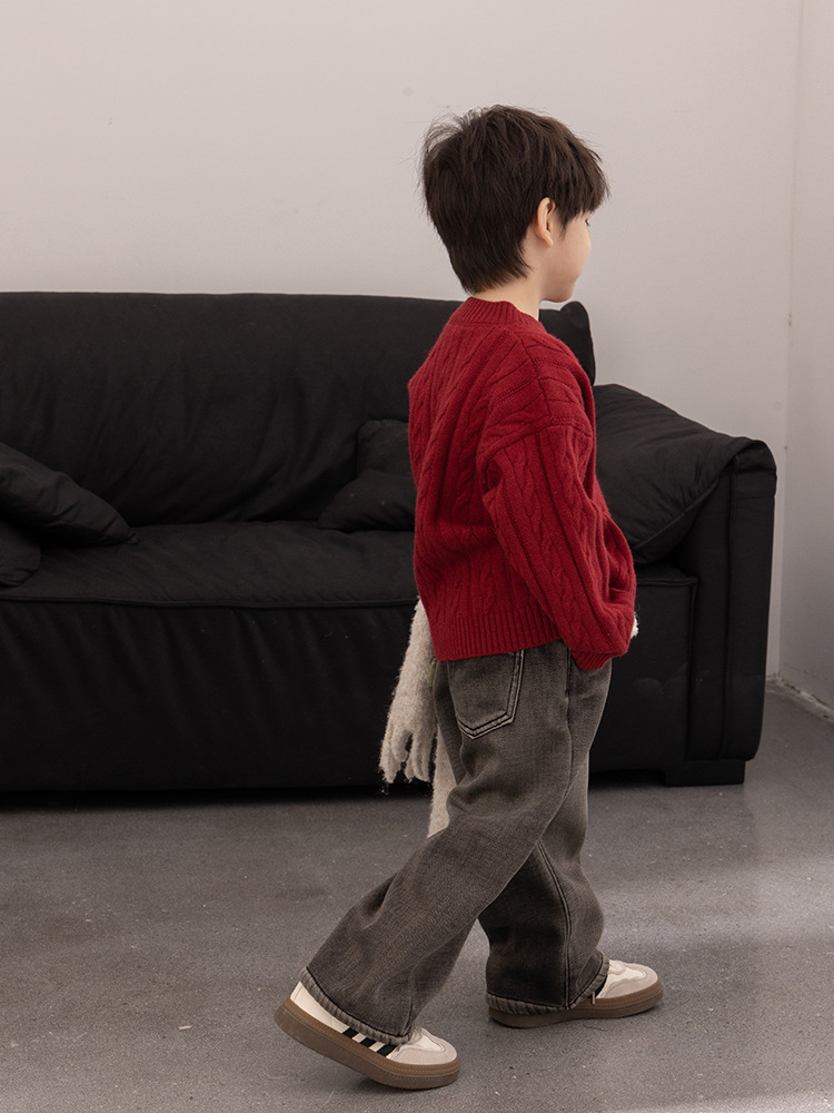 Embroidery Thickening Cashmere Cable-knit Sweater