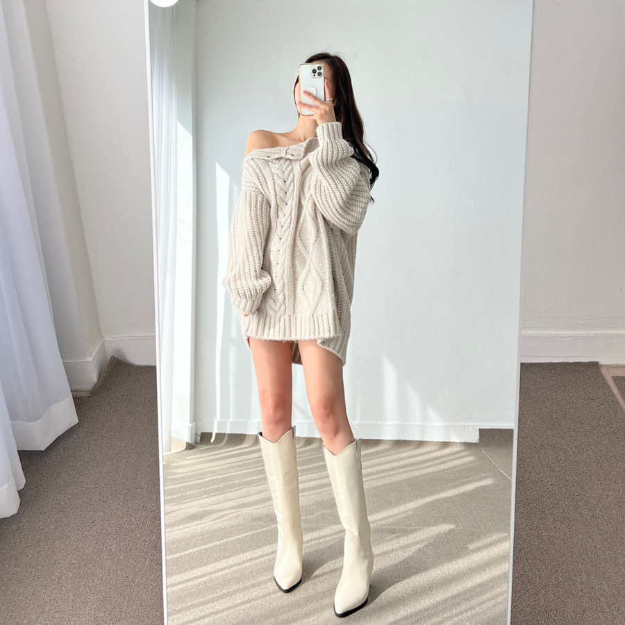 Retro Simple Round Neck Side Buckle Off-the-shoulder Design Dress 13 Retro Simple Round Neck Side Buckle Off-the-shoulder Design Dress