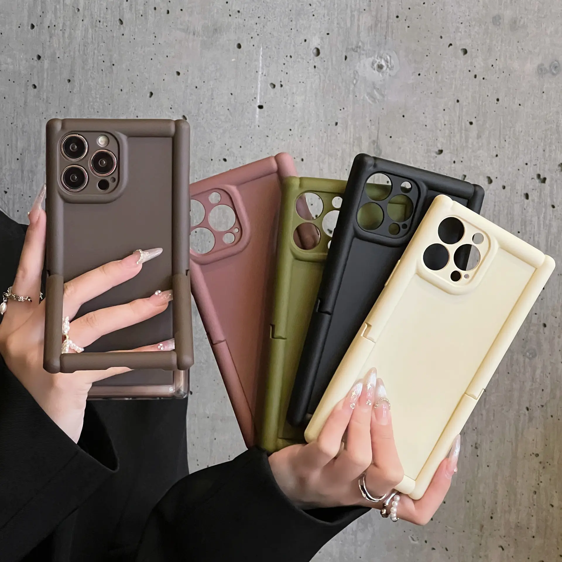 Skin Feeling Solid Color Phone Case Roman