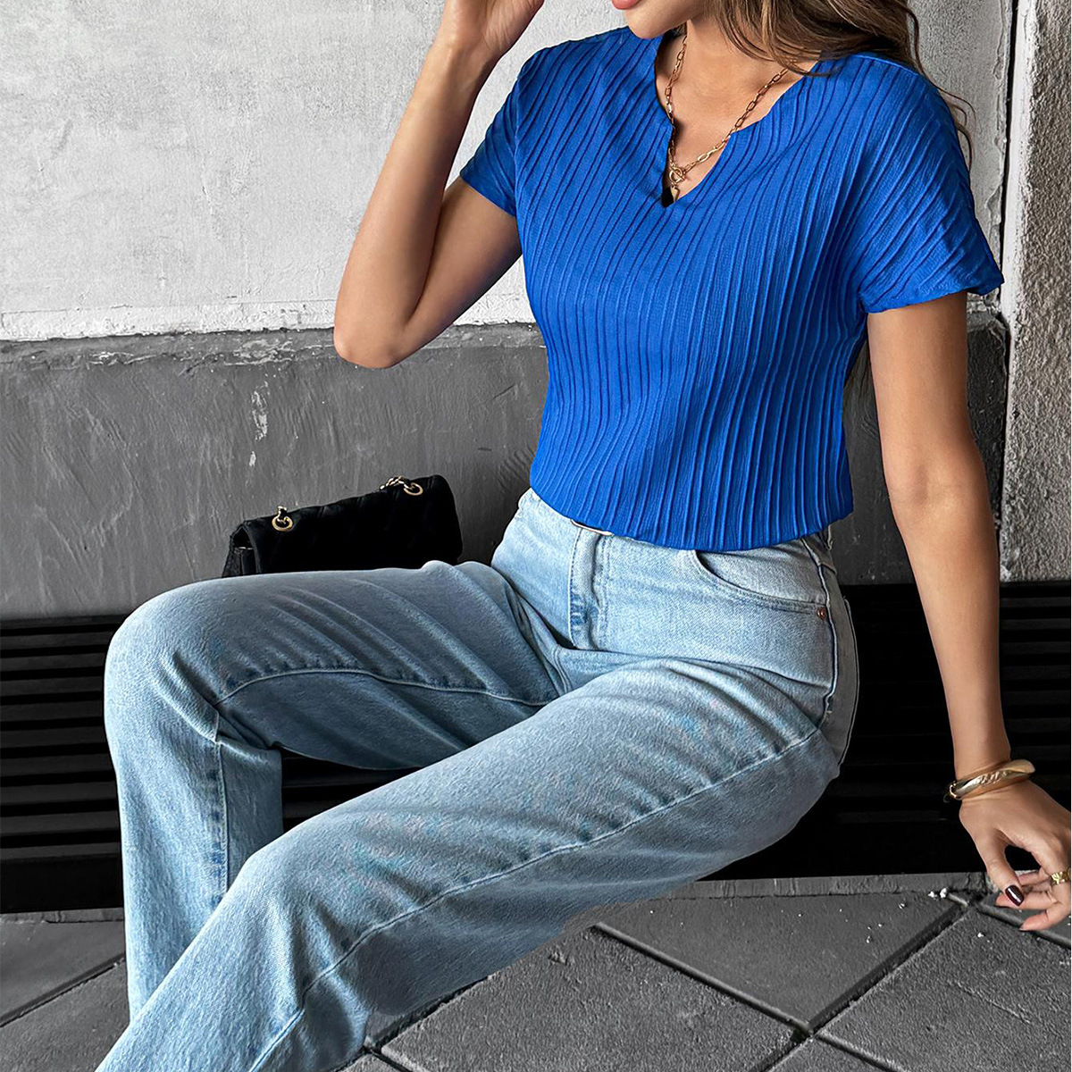 https://cf.cjdropshipping.com/quick/product/abd51179-7bad-45aa-985e-2ae04366c25d.jpg
