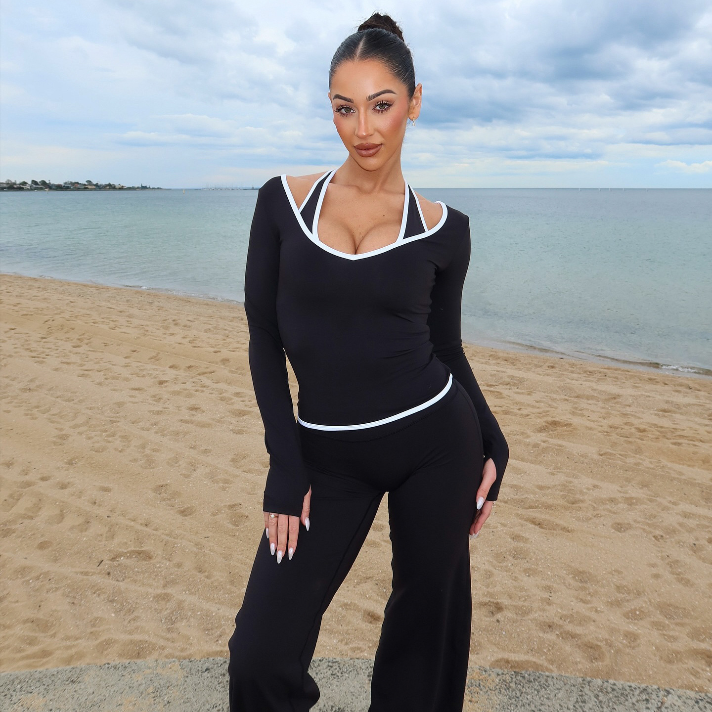 New Slimming Minimalist Elegant Solid-color Top