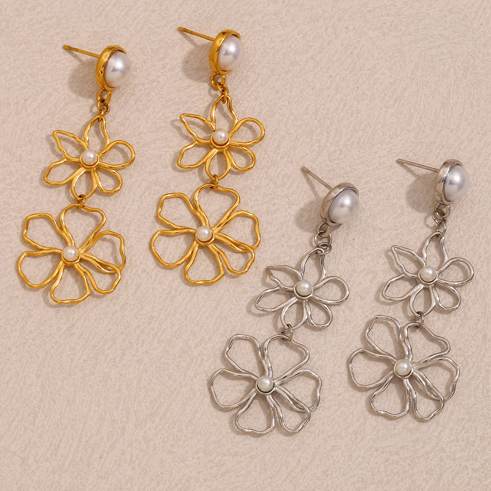 Stainless Steel Plated 18K Gold Line Flower Stud Earrings