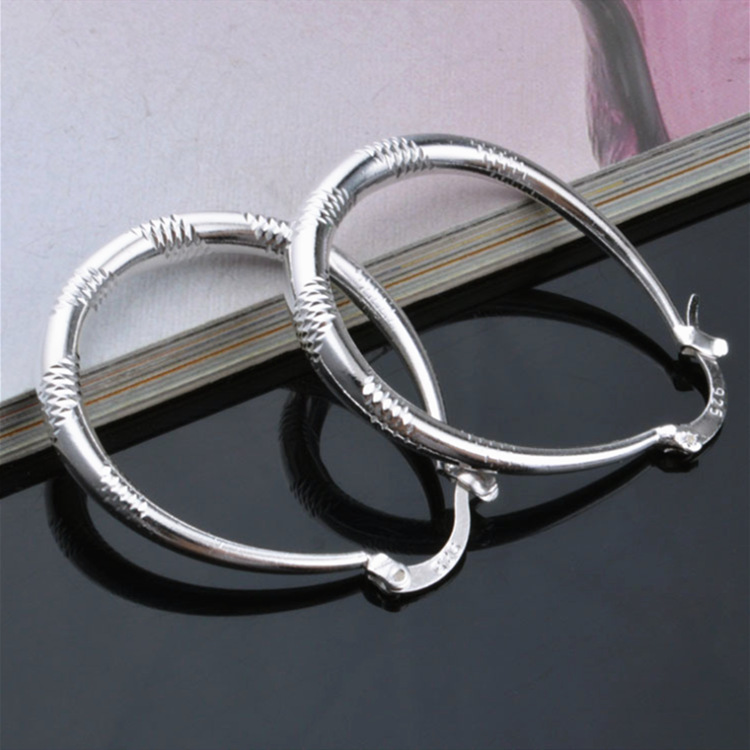 https://cf.cjdropshipping.com/quick/product/ac563665-ce84-44c1-9ae5-35d6e5dc9b99.jpg