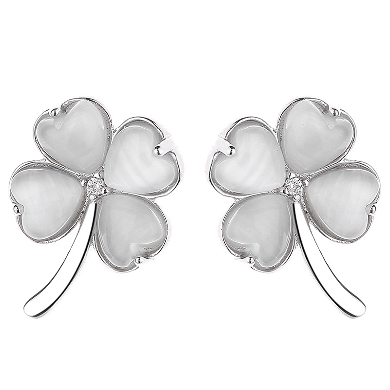 Simple 925 Sterling Silver Lucky Four-leaf Clover Stud Earrings