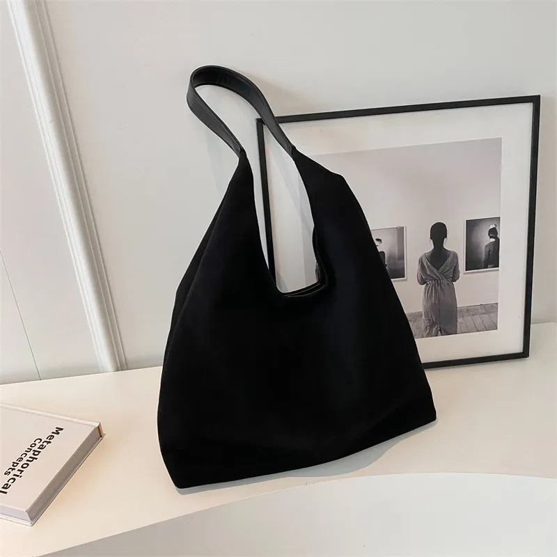 Large Capacity Fashion Ladies Casual Shoulder Underarm Tote Bag - Black