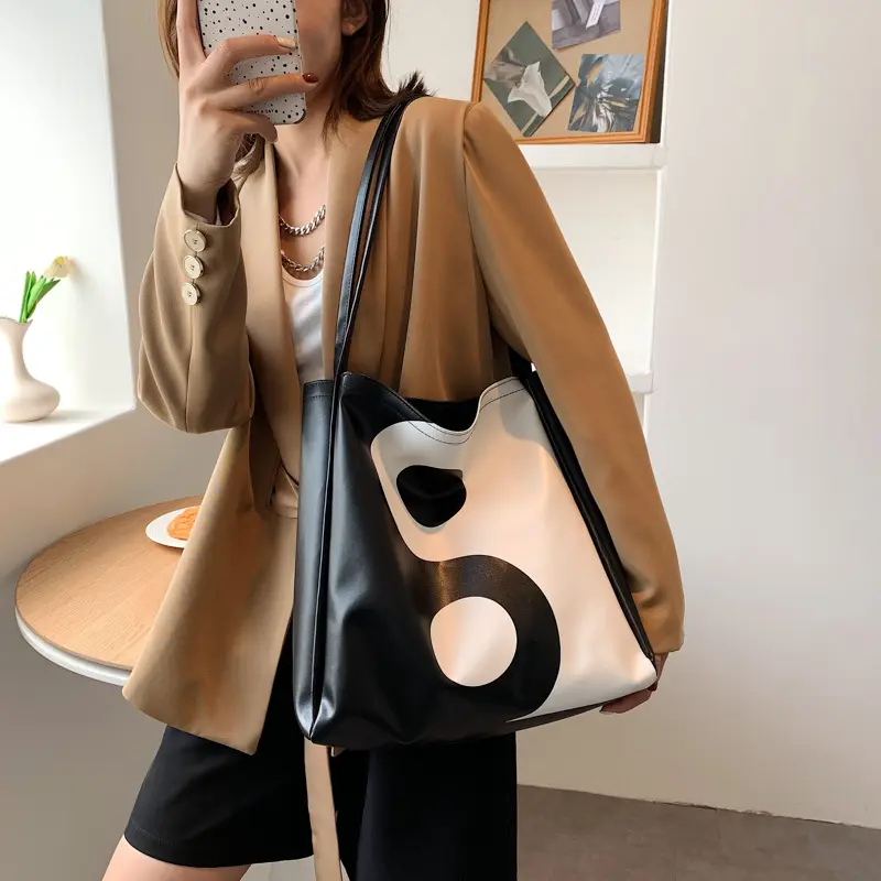 Women's Fashion Simple Underarm Large Capacity Shoulder