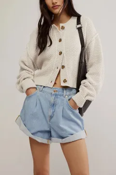 Women's Fashion Loose Sweater Single Row Button - Apricot - View 1