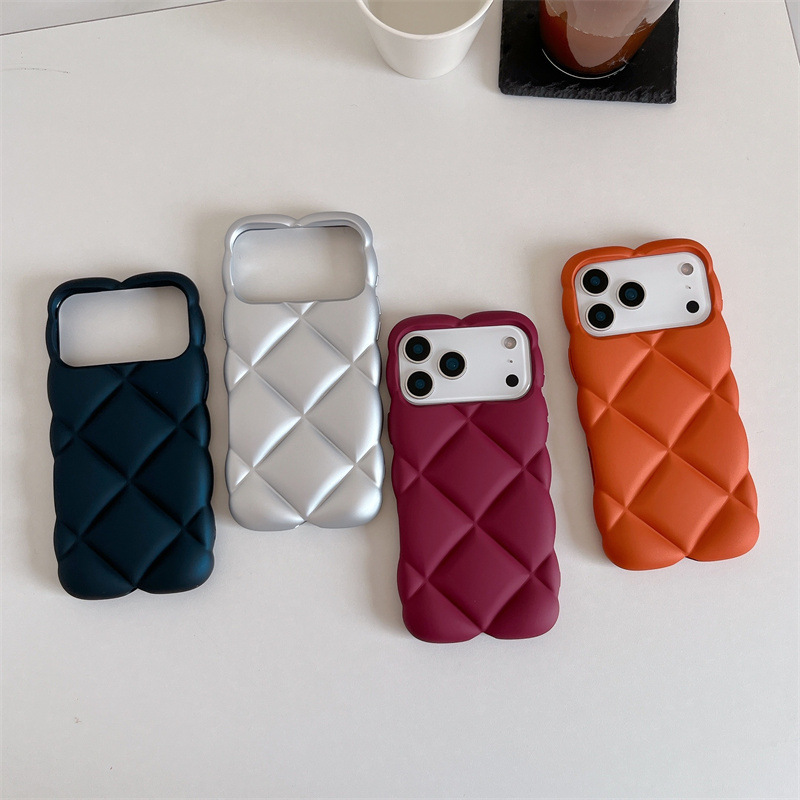 Leather Diamond Patterned Drop-proof Phone Case