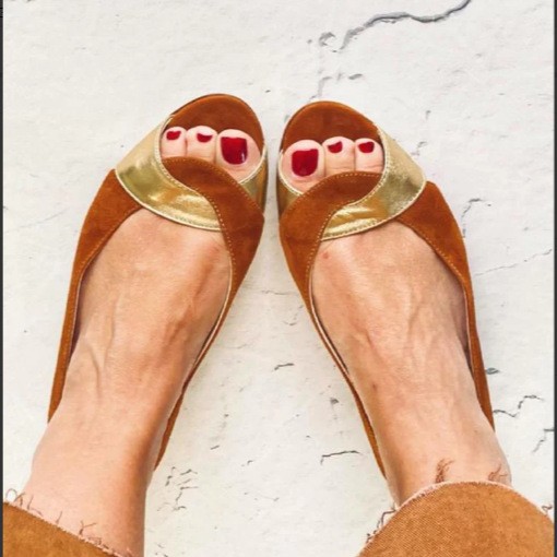 New Summer Flat-Heel Fishmouth Sandals With Buckle Straps And Colorblock Design For Casual Wear